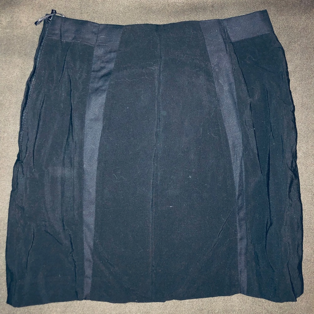 Black H&M mini skirt